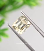 Natural unheated yellow sapphire 4 carat – Ceylon (Sri Lanka) origin gemstone for Indian Vedic astrology. शुभ पुखराज पत्थर for luck, career, and happiness.