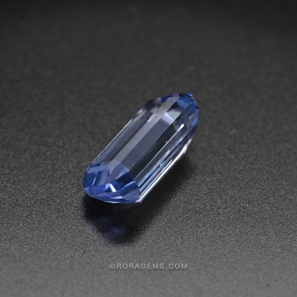 natural-blue-sapphire-ceylon-light-blue-emerald-cut-gemstone-5ct-portuguese-safira-azul-natural-Rattī-Ratti-रत्ती-ரத்தி-రత్తి-രത്തി-রত্তি-ਰੱਤੀ-رت