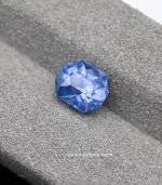 Best gift for him or her — Ceylon sapphire loose stone 3 carat, investment grade, global renowned gemstone dealer, 世界知名 宝石供应, trusted international seller / Лучший подарок для него или для неё — цейлонский сапфир 3 карата, инвестиционного уровня, всемирно известный поставщик, доверенный продавец