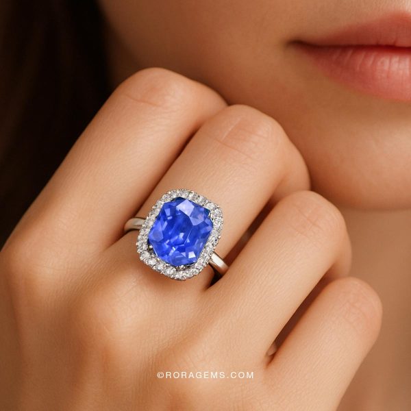 Cornflower blue sapphire engagement ring 3 carat 矢车菊蓝宝石 订婚戒指 / Помолвочное кольцо с сапфиром 3 карата