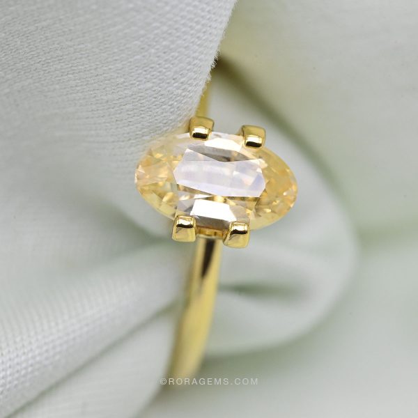 certified ceylon yellow sapphire ಕಣಕ ಪುಖರಾಜ oval shape untreated original gemstone